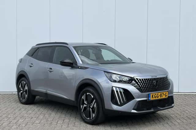 Peugeot e-2008 (2025) thumbnail 4