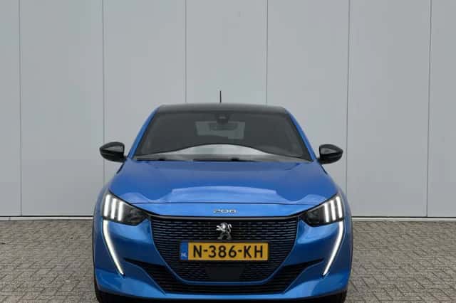 Peugeot e-208 (2021) thumbnail 3