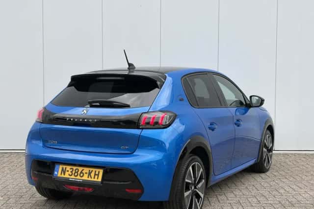 Peugeot e-208 (2021) thumbnail 6