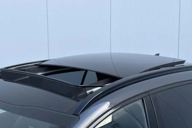 Kia Sportage (2023) thumbnail 2