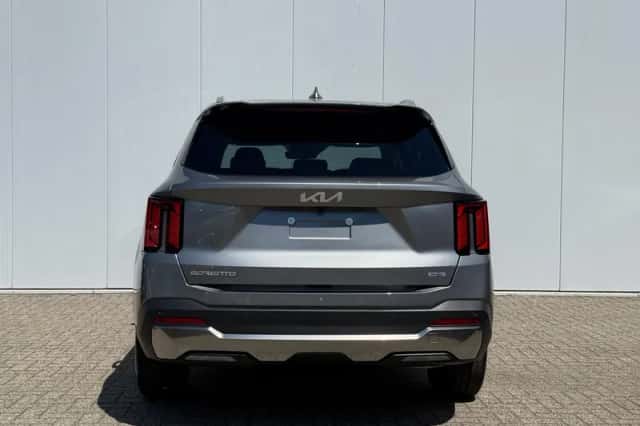 Kia Sorento (2026) thumbnail 6