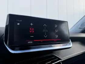 Peugeot 2008 (2020) thumbnail 21
