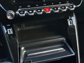 Peugeot 2008 (2020) thumbnail 30