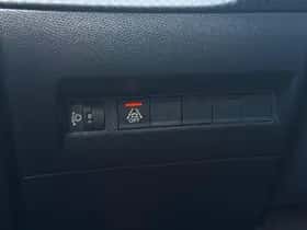 Peugeot 2008 (2020) thumbnail 32