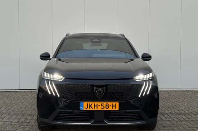 Peugeot 5008 (2025) thumbnail 3