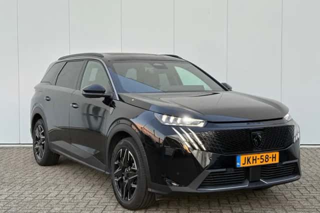 Peugeot 5008 (2025) thumbnail 4