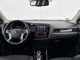 Mitsubishi Outlander (2018) thumbnail 10