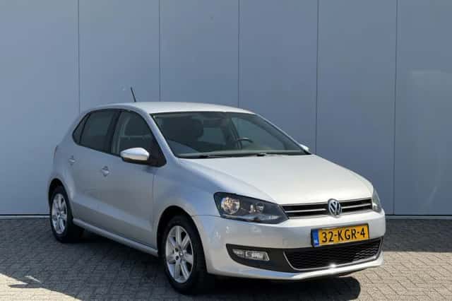 Volkswagen Polo (2009) thumbnail 3