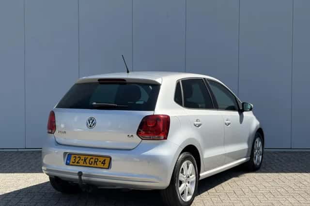 Volkswagen Polo (2009) thumbnail 5