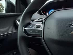 Peugeot 3008 (2024) thumbnail 16