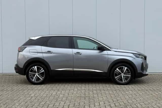 Peugeot 3008 (2024) thumbnail 5