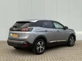 Peugeot 3008 (2024) thumbnail 5