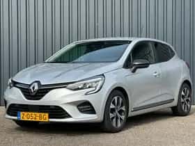 Renault Clio (2024) thumbnail 2