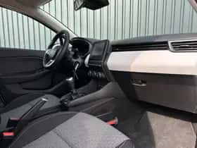 Renault Clio (2024) thumbnail 22