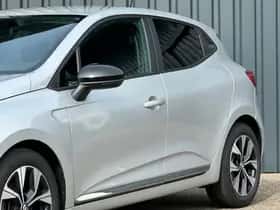 Renault Clio (2024) thumbnail 10