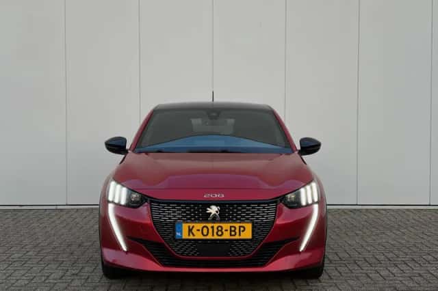 Peugeot 208 (2020) thumbnail 2