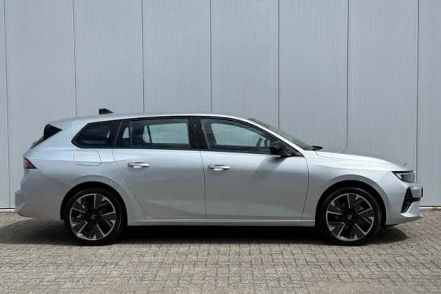 Opel Astra (2025) thumbnail 4