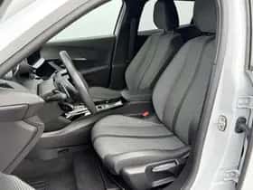 Peugeot 2008 (2025) thumbnail 9
