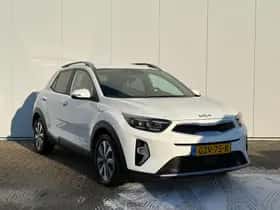 Kia Stonic (2025) thumbnail 3