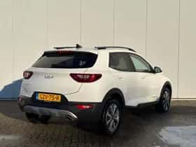 Kia Stonic (2025) thumbnail 5