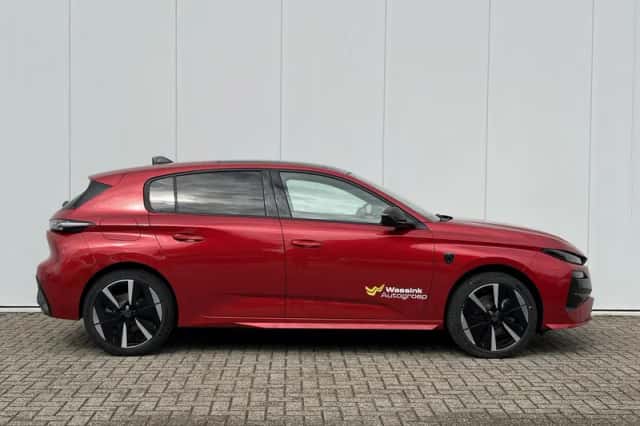 Peugeot e-308 (2025) thumbnail 5