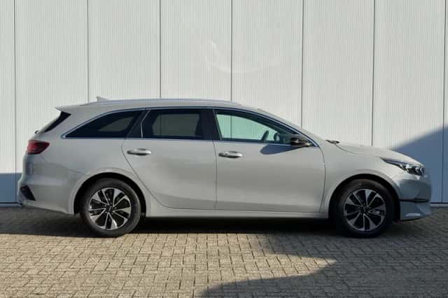 Kia Ceed Sportswagon (2025) thumbnail 4