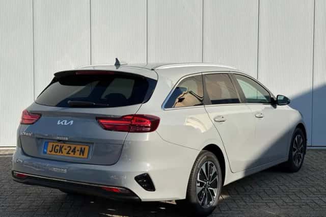 Kia Ceed Sportswagon (2025) thumbnail 5