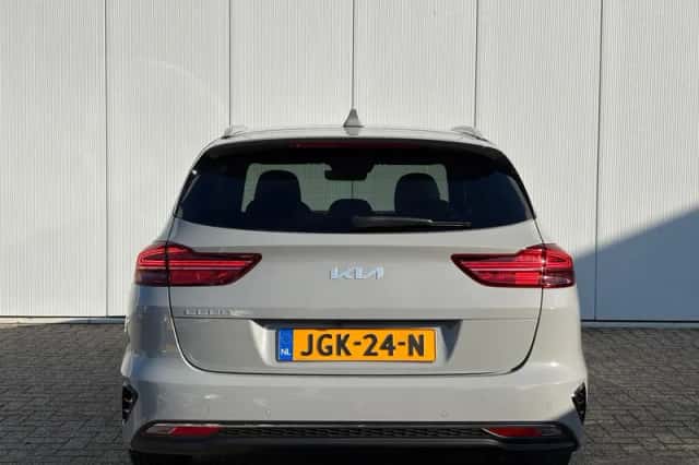 Kia Ceed Sportswagon (2025) thumbnail 6