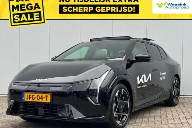 Kia EV4 (2025) thumbnail 1