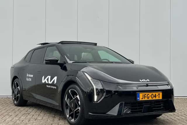 Kia EV4 (2025) thumbnail 3