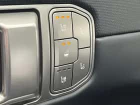 Kia EV4 (2025) thumbnail 24