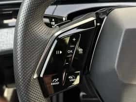 Peugeot 3008 (2024) thumbnail 17