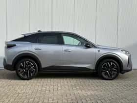 Peugeot 3008 (2024) thumbnail 4
