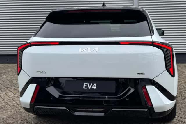 Kia EV4 (2026) thumbnail 4