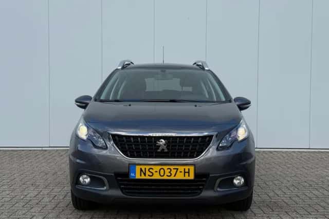 Peugeot 2008 (2017) thumbnail 2