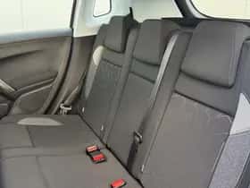 Peugeot 2008 (2017) thumbnail 11