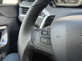 Peugeot 2008 (2017) thumbnail 16