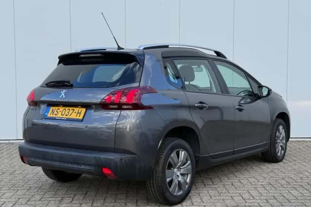 Peugeot 2008 (2017) thumbnail 5