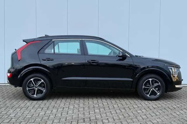 Kia Niro (2025) thumbnail 5