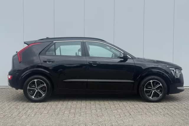 Kia Niro (2025) thumbnail 4