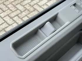 Kia PV5 (2025) thumbnail 43