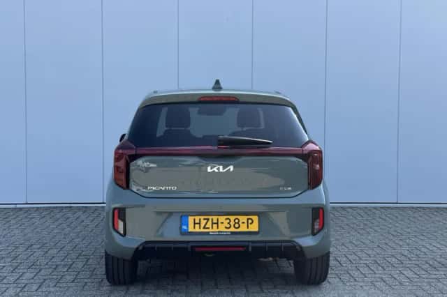 Kia Picanto (2025) thumbnail 6