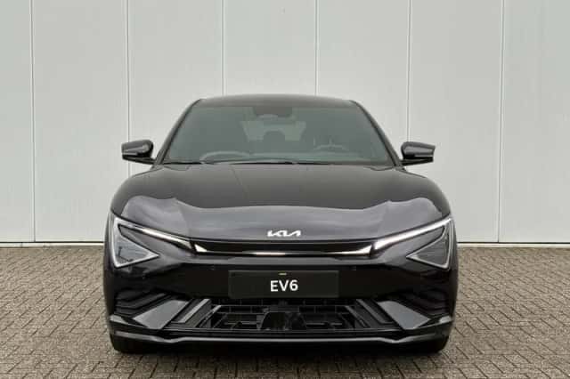 Kia EV6 (2026) thumbnail 2