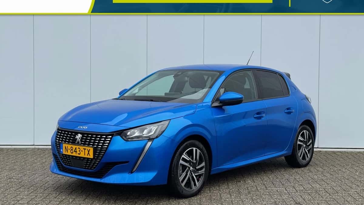 Peugeot 208 (2022) — foto 1