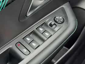 Peugeot 208 (2022) thumbnail 33
