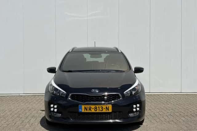 Kia Cee'd (2017) thumbnail 2