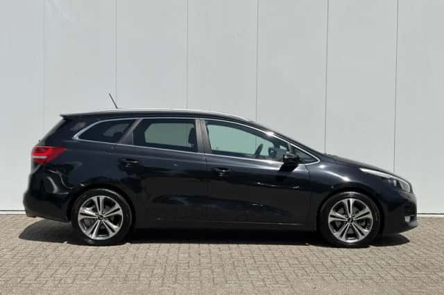Kia Cee'd (2017) thumbnail 4