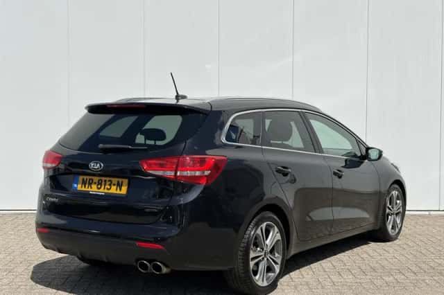 Kia Cee'd (2017) thumbnail 5