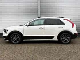 Kia Niro (2025) thumbnail 2