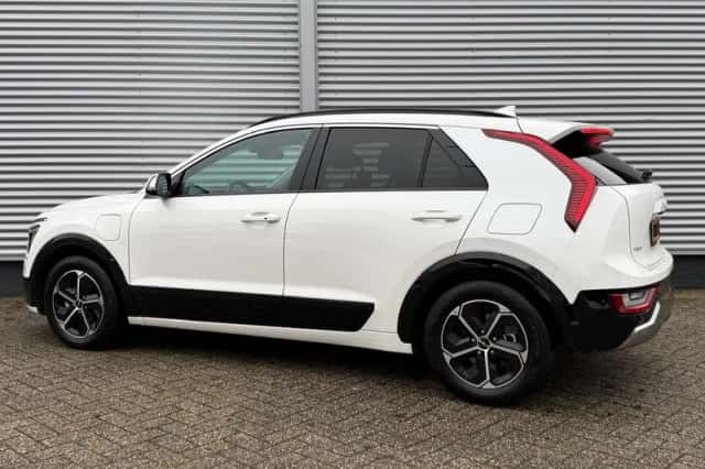 Kia Niro (2025) thumbnail 3